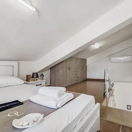 Oceanida Apartment *