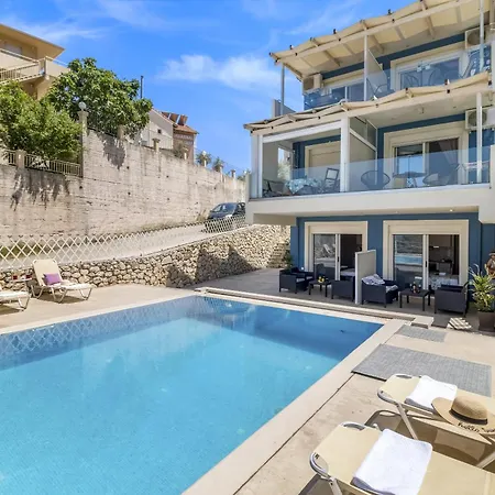 Oceanida Apartment *